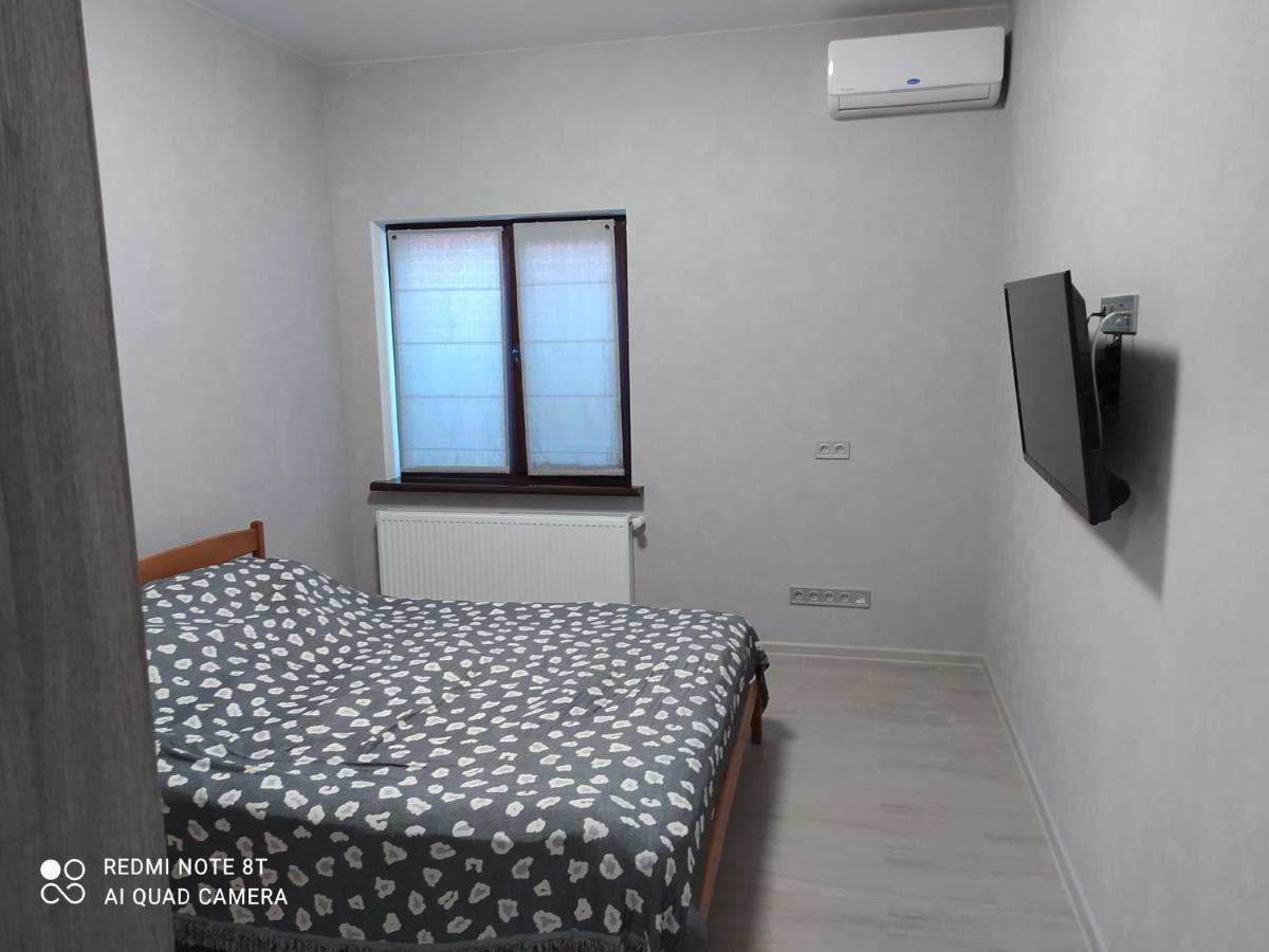 Reef Apartments Odessa Esterno foto