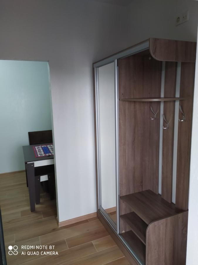 Reef Apartments Odessa Esterno foto